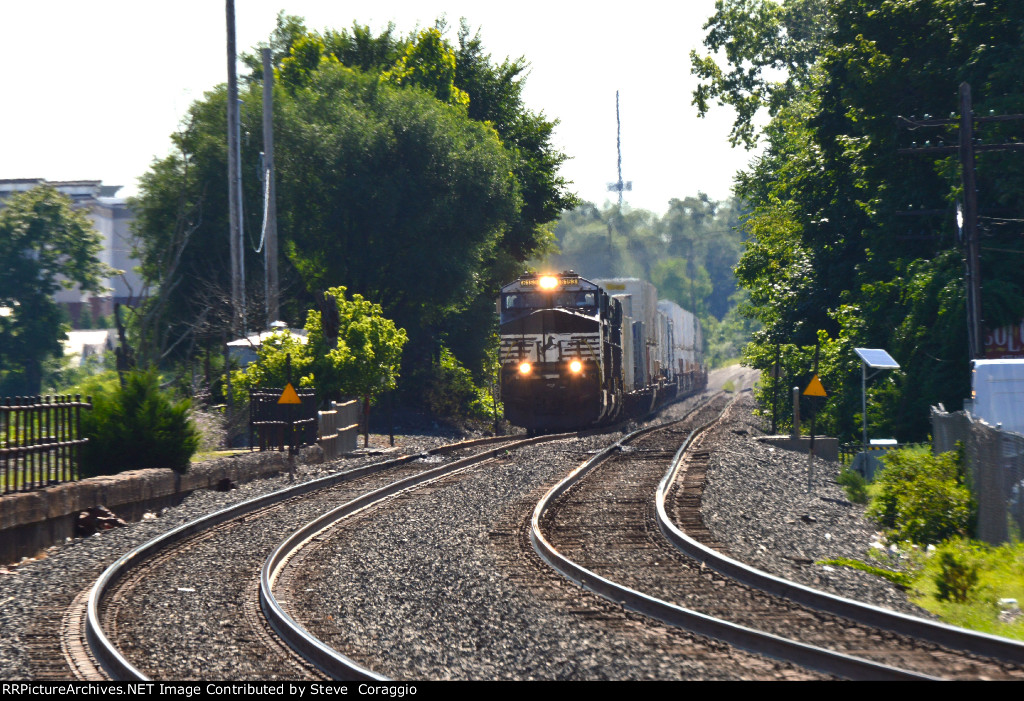 NS 29G West on Track 1